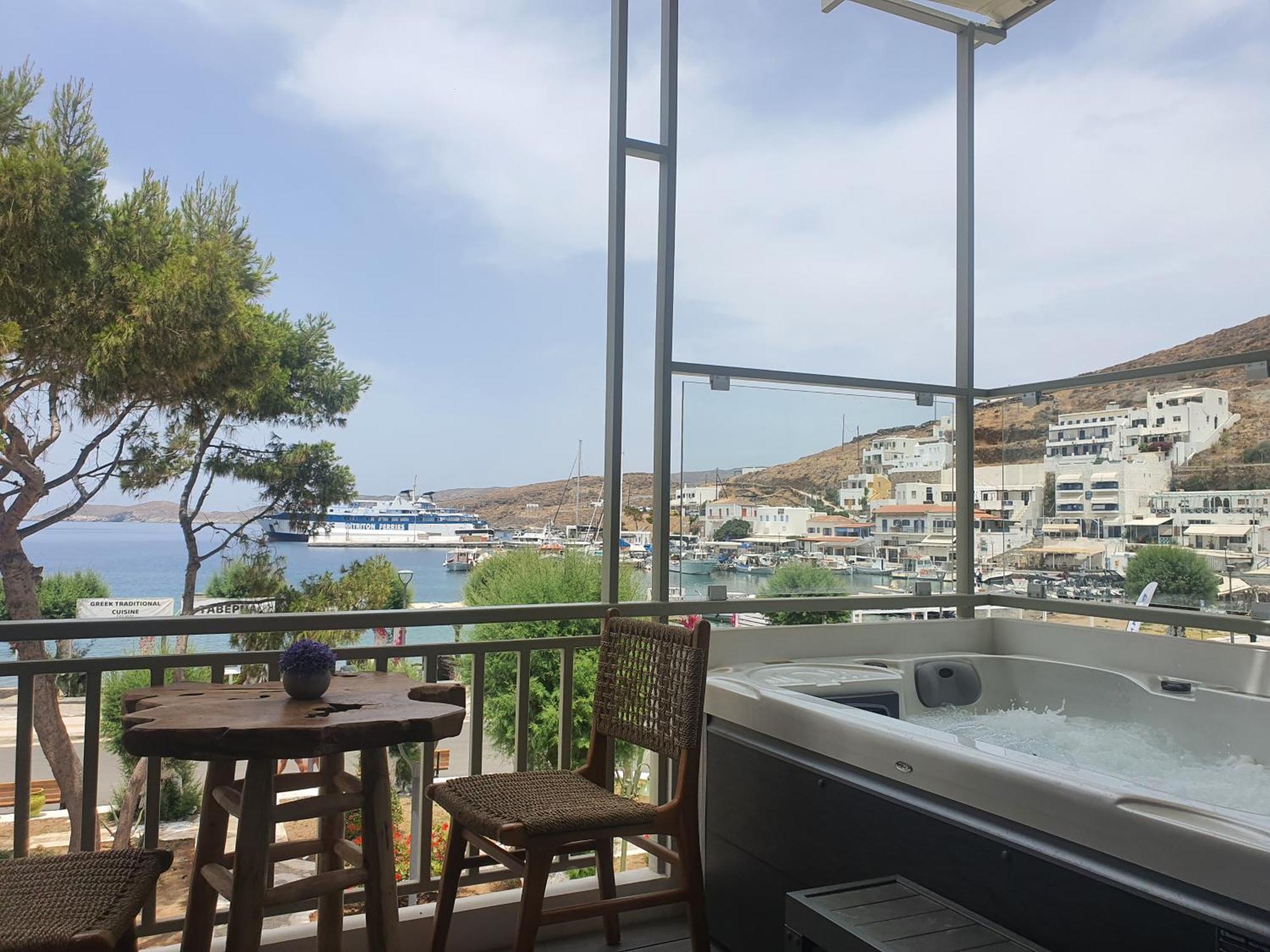 Sapphire Kythnos Suites Mérichas 외부 사진